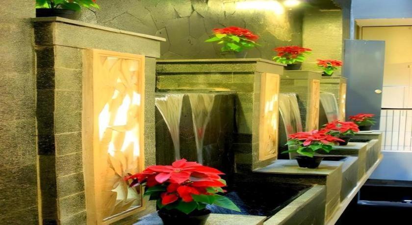 Lotus Hotel סובאנג מראה חיצוני תמונה
