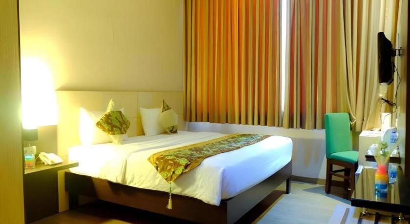 Lotus Hotel סובאנג מראה חיצוני תמונה