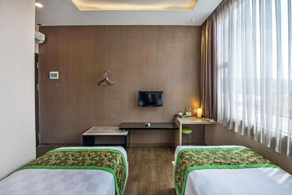 Lotus Hotel סובאנג מראה חיצוני תמונה