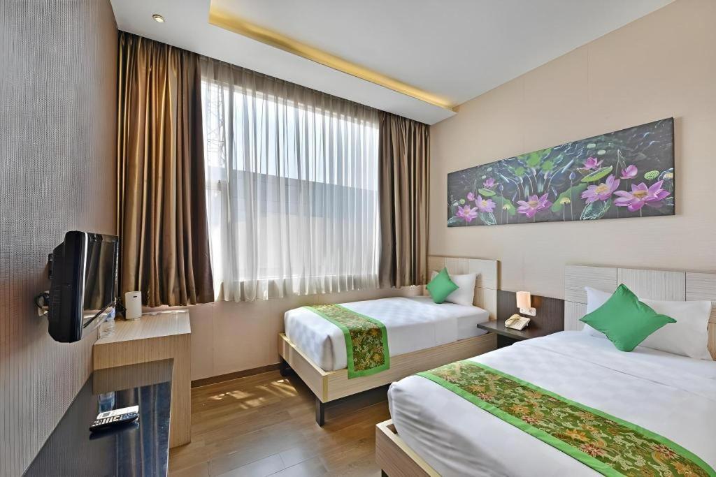 Lotus Hotel סובאנג מראה חיצוני תמונה
